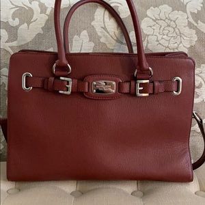 Michael Kors Leather Hand Bag.
